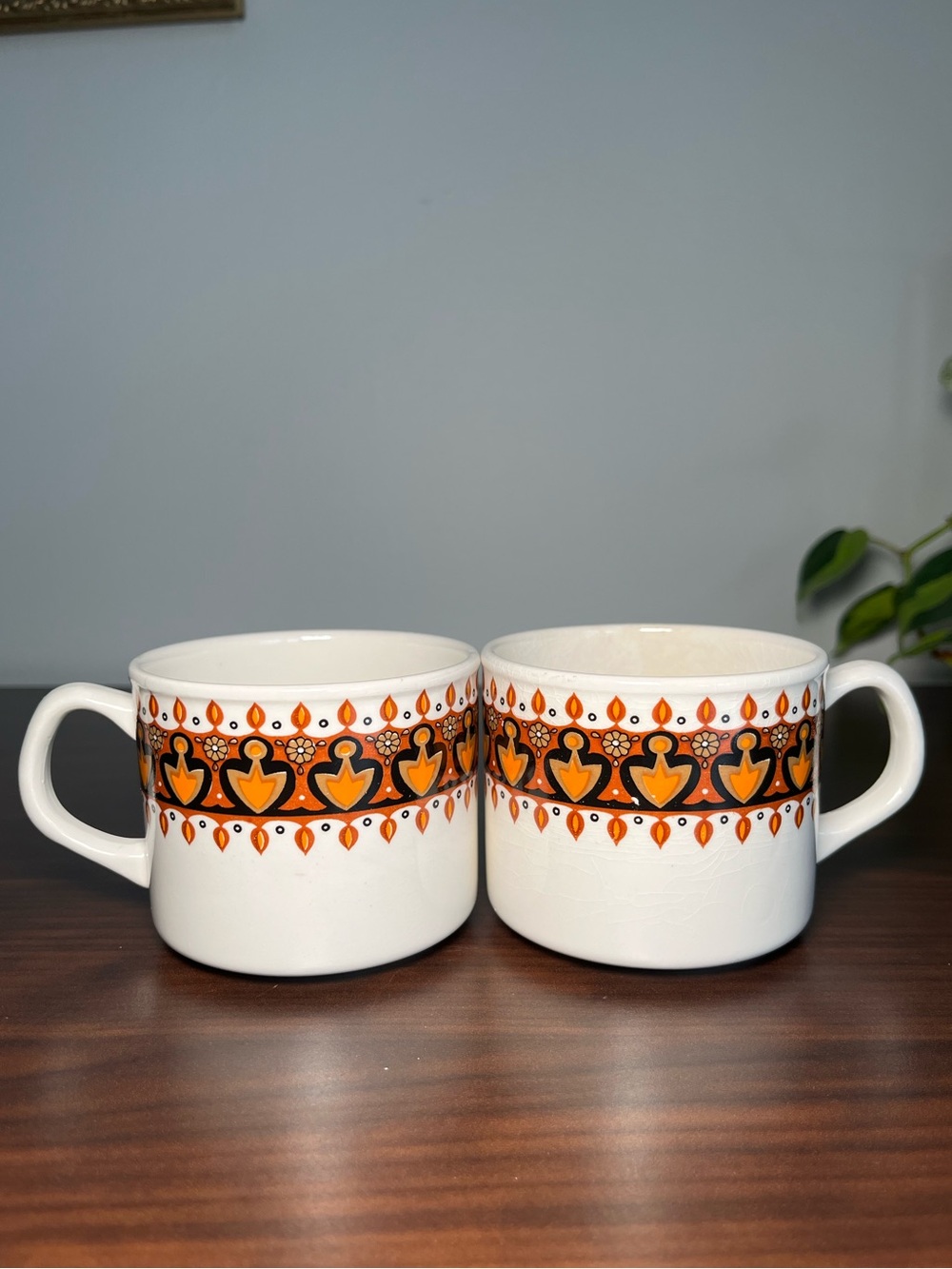Set of 2 H. Aynsley English Ironstone mugs with mid-century modern design.
